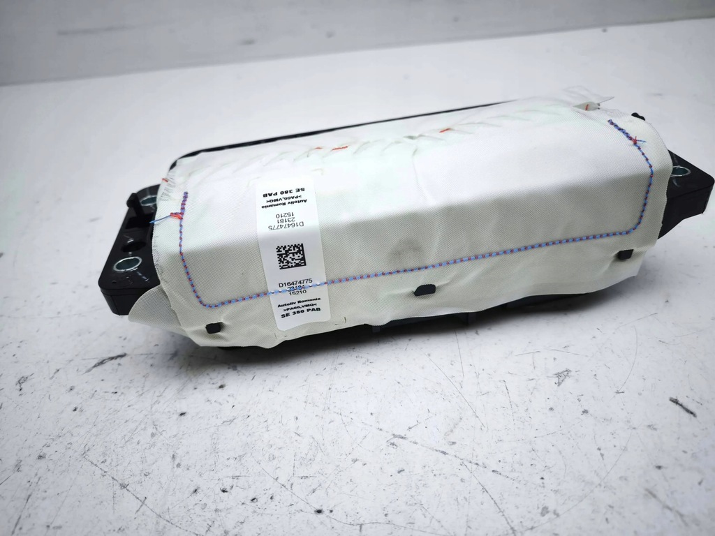 фото №11, Cupra formentor 2023 подушка воздушная подушка безопасности пассажира