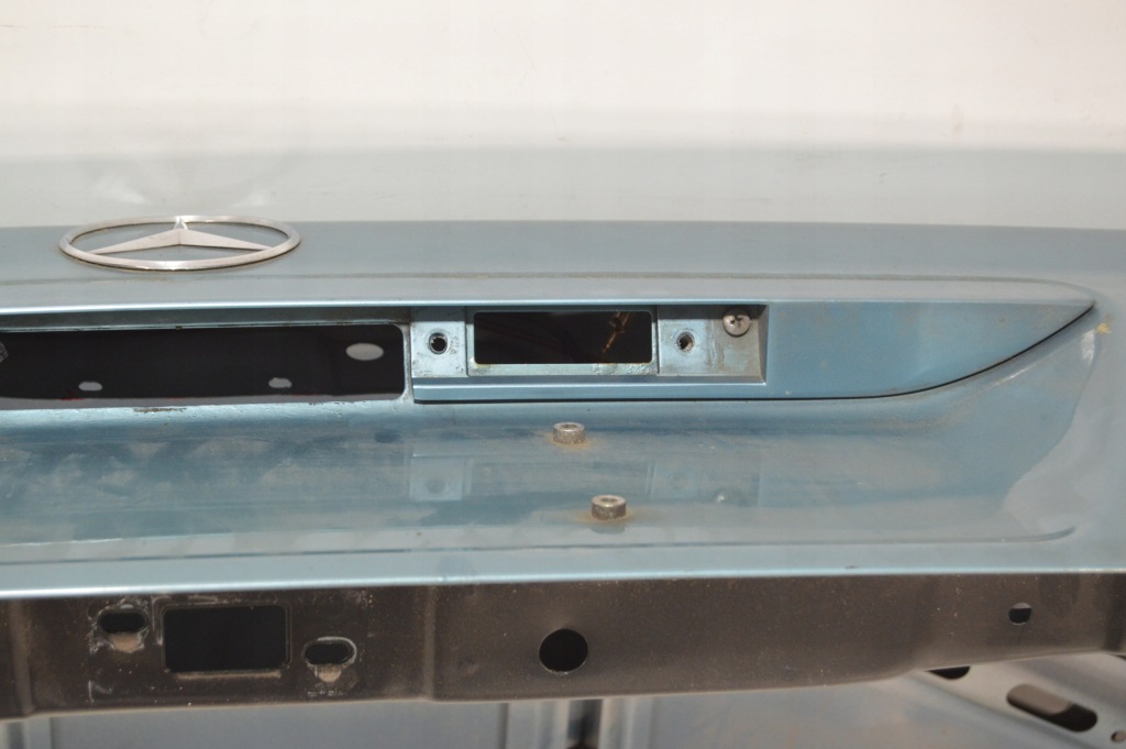 Крышка багажника багажника дорестайлинг  mercedes w140 s klasa 1407500075 в Украине