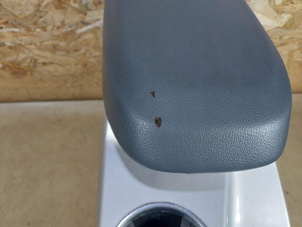 фото №9, Grand c-max mk2 подлокотник туннель средний