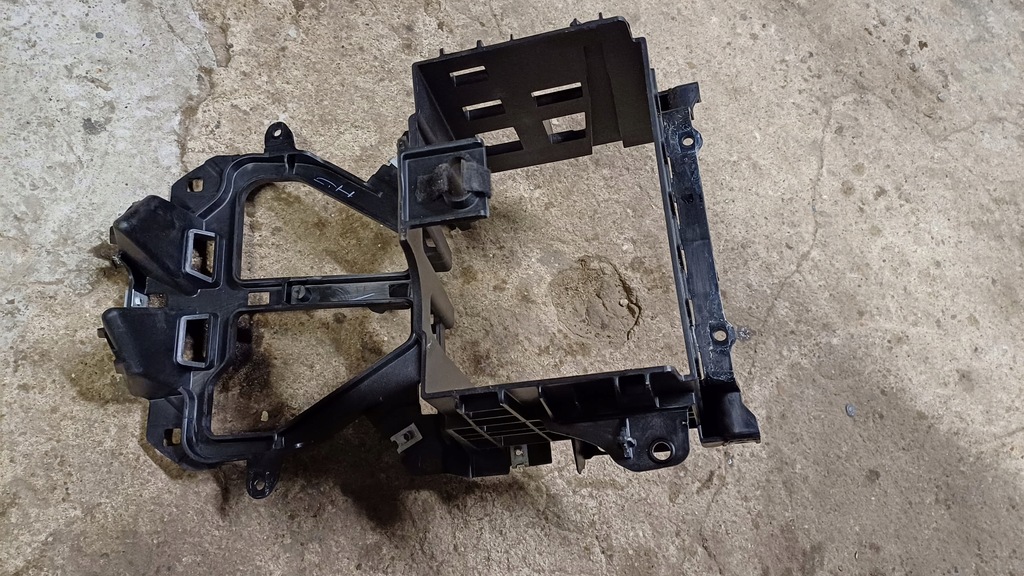 фото №2, Mini cooper r56 кронштейн рамка 2752777