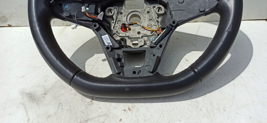 фото №8, Vw golf 8 viii 2020- воздуховод мультифункция кожа bez лепестки переключения 5h0959542e