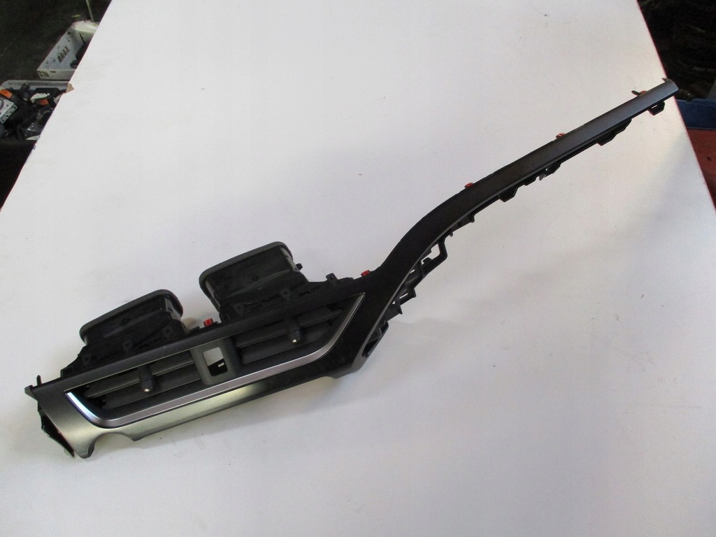 фото №1, Dekor повітропровід консолі lexus ux 55410-76030