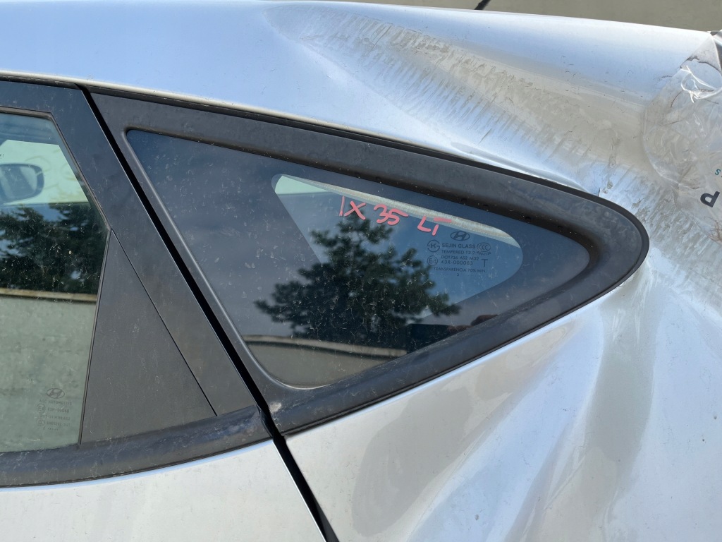 фото №1, Hyundai ix35 скло кузовна лівий правий задня 2009-