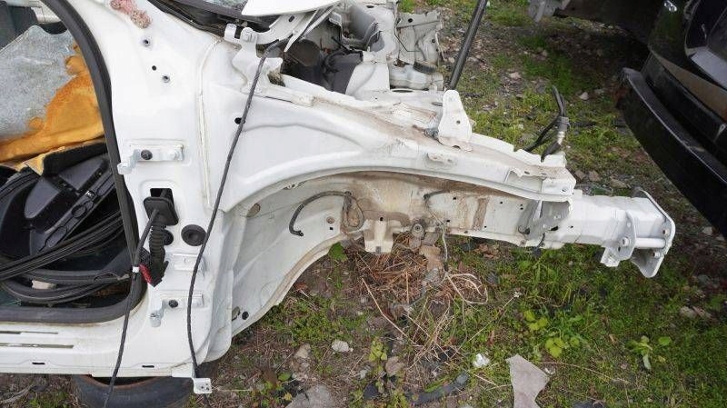 фото №3, Volvo v40 ii лонжерон права блок двигуна підкрилок велика чверть