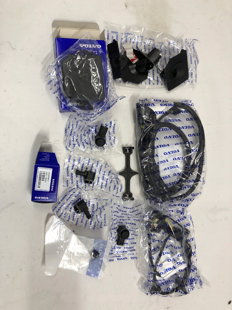 фото №3, Volvo xc60 r-design камера parkowania-zestaw задняя