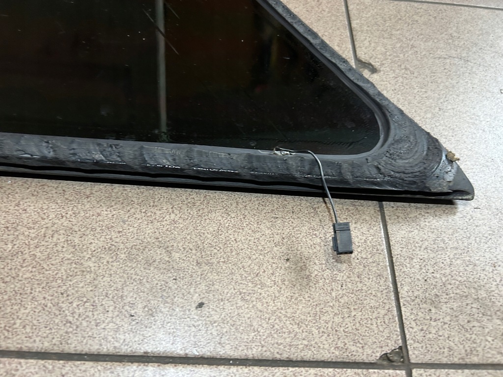 фото №9, Скло кузовна бічна правий задня audi a6 c5 kombi