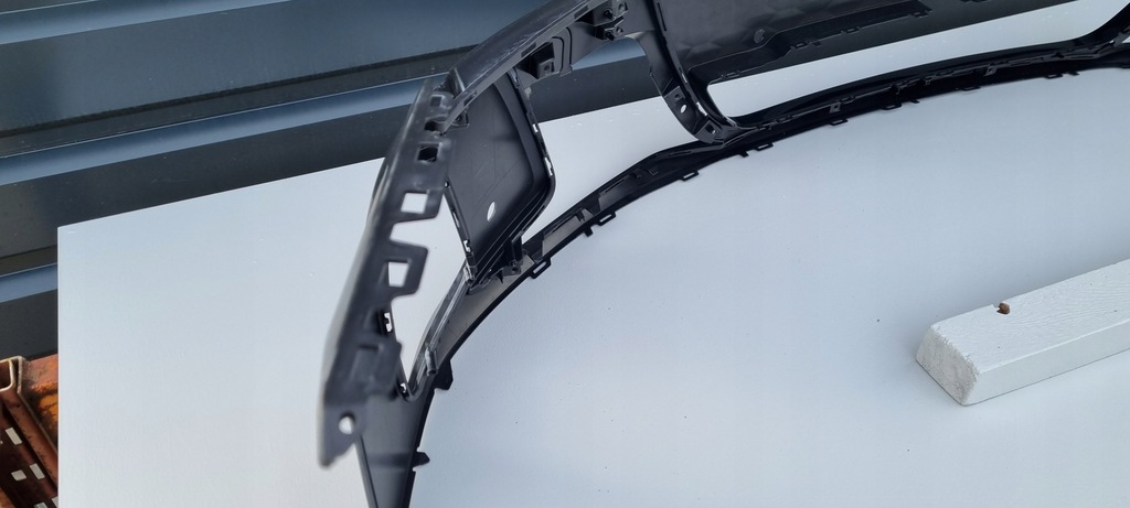 фото №12, Audi gt rs e-tron 4j3 бампер перед оригинал b257