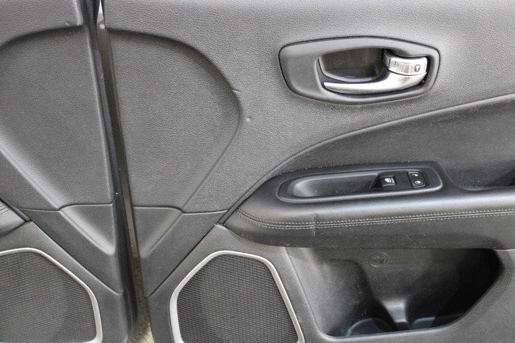 фото №12, Сидіння оббивка напівшкіра салон jeep compass ii 2