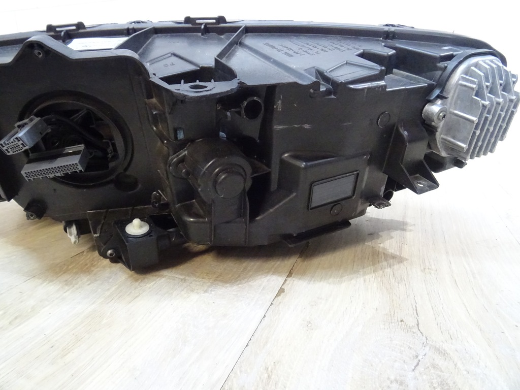 фото №8, Volvo s90 v90 ii lift 20- лампа передня права full led 32404736 llu