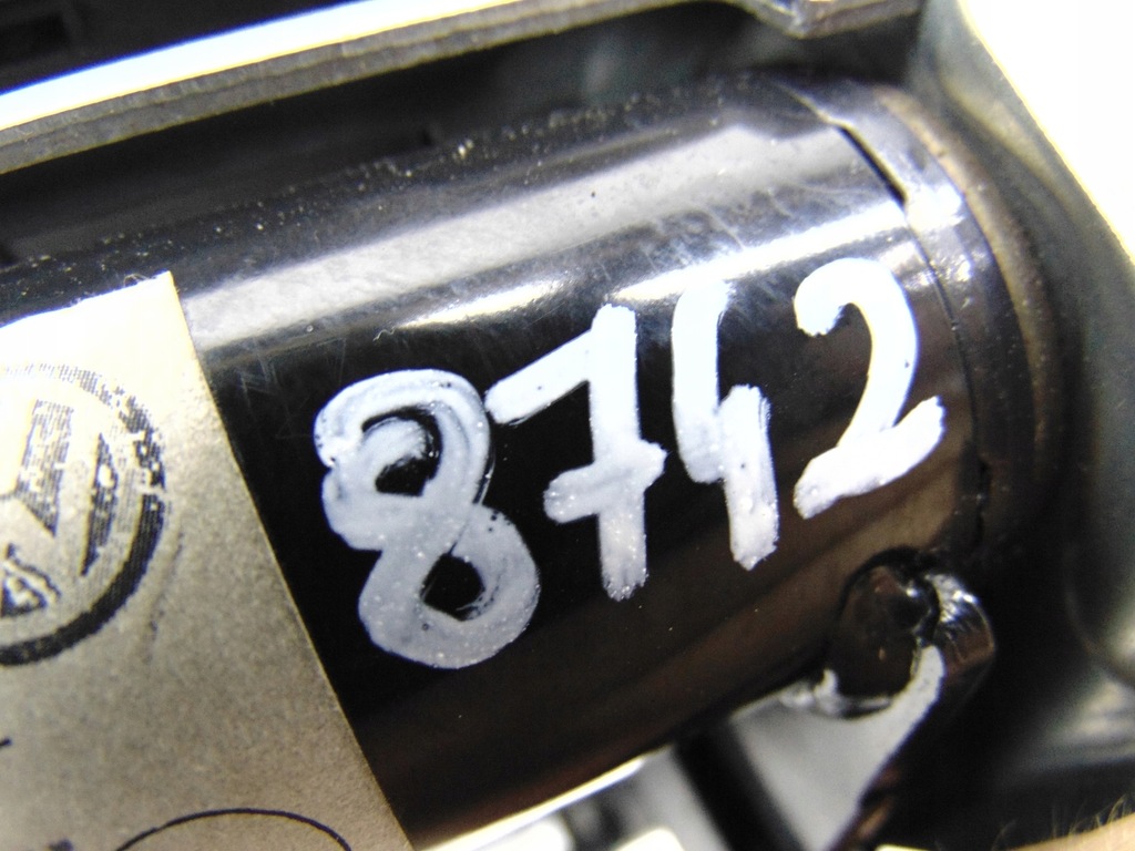 фото №10, Подлокотник средний 3c0864207p vw passat b6 b7 cc