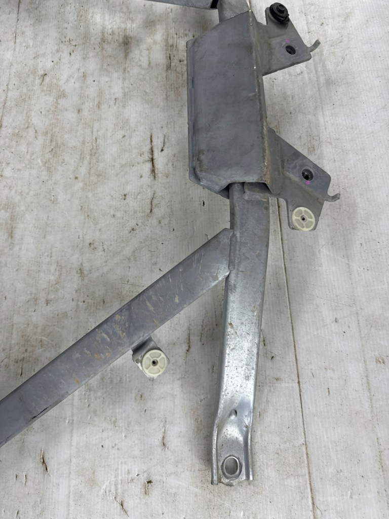 Купити Bmw i4 g26 кронштейн нижня кронштейн 793165608