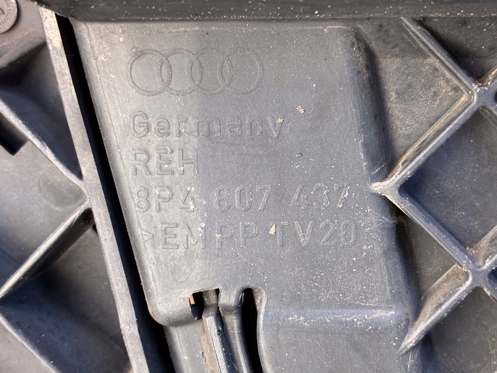 фото №15, Audi a3 8p бампер перед передний большой решётка радиатора