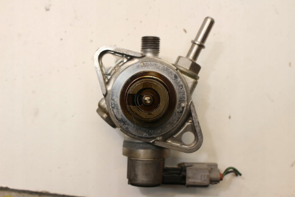 фото №8, Насос топлива впрыскная давления 166301888r dacia dokker 1.2 tce