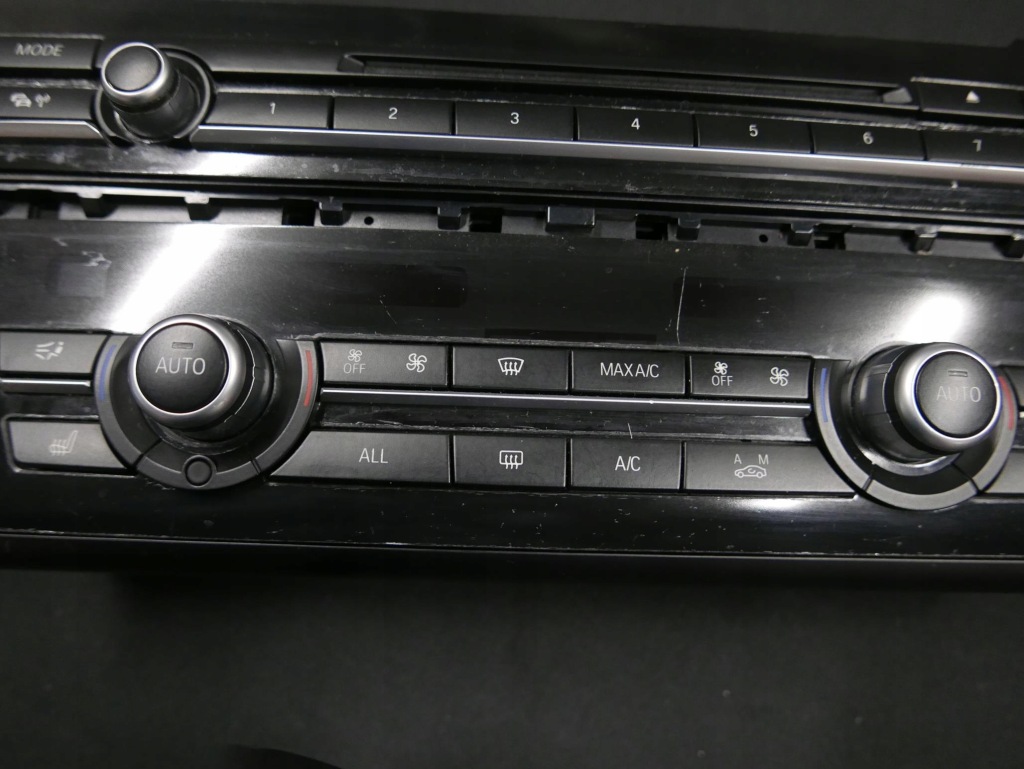 Bmw f07 f10 f11 панель радио кондиционера 9299012 Недорого