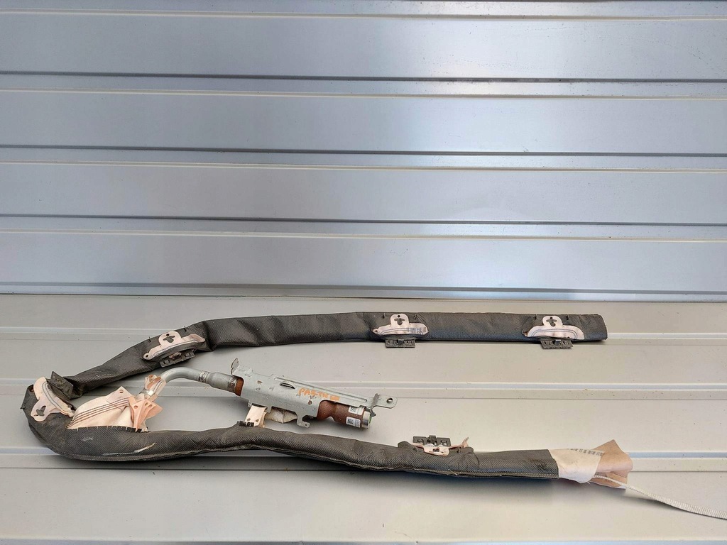 фото №1, Partner berlingo iii шторка безопасности правая оригинал 08-17