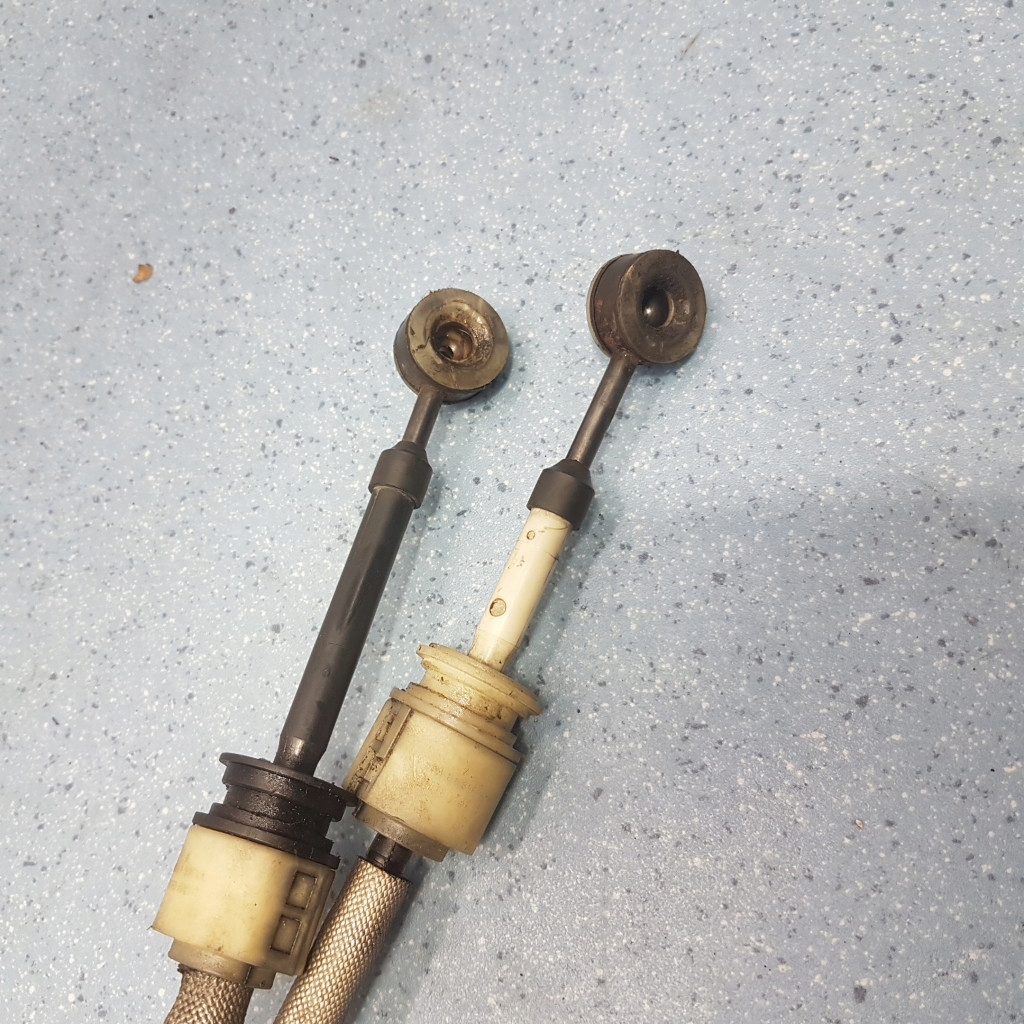 фото №9, Citroen c4 i 1.6b домкрат перемикання передач з троси 9688691580