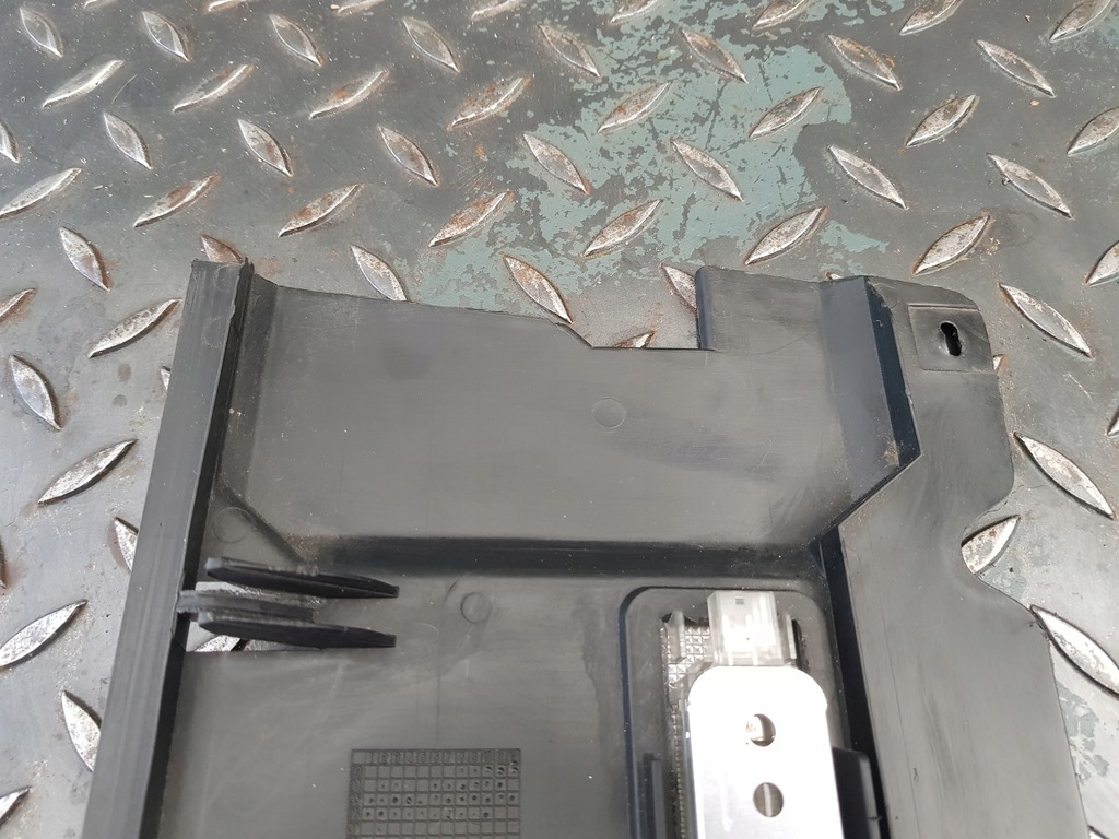 фото №11, Захист внутрішня лампа верхній бардачка блок керування 8 125 689 bmw e38