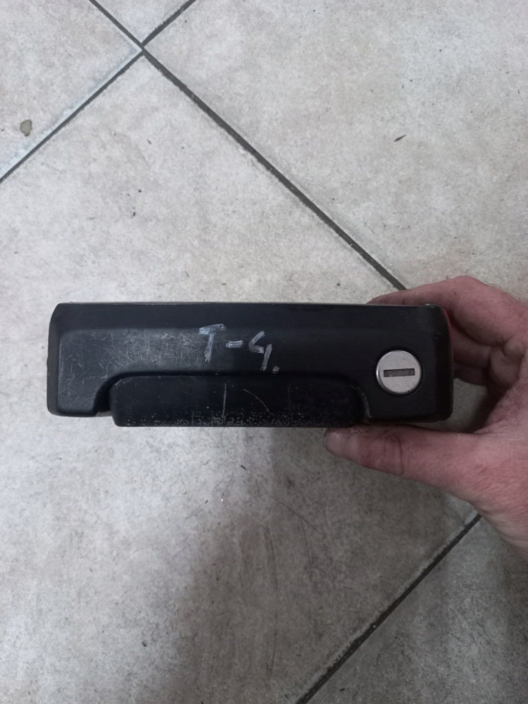 фото №1, Vw transporter t4 ручка дверь раздвижных 721843704