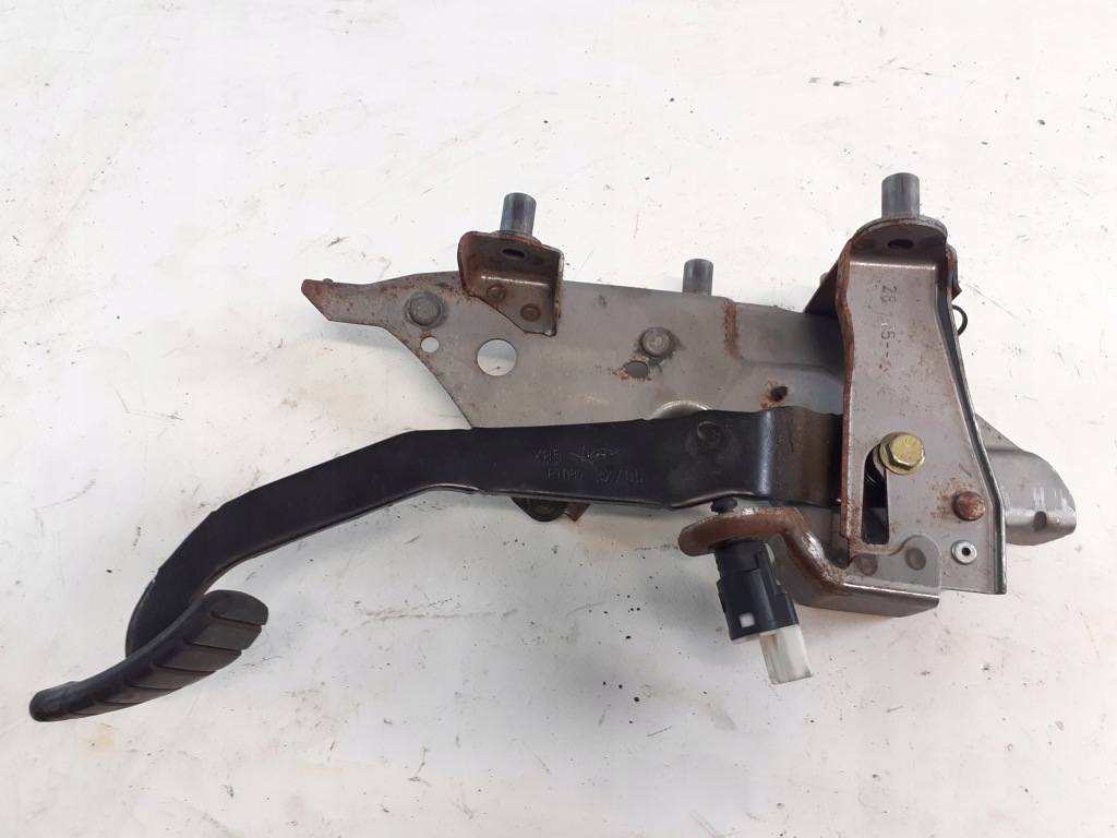 фото №4, Renault clio iii педаль тормоза