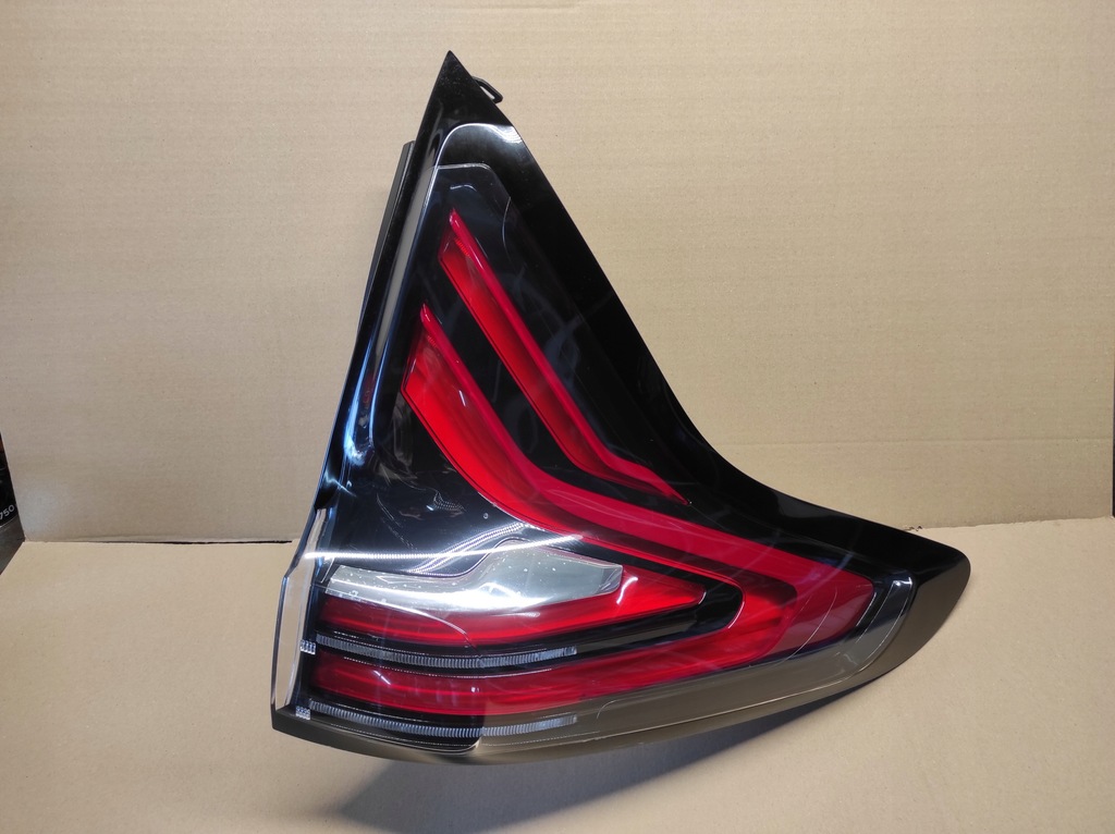 фото №1, Лампа задняя правая w крыло renault espace v 265502726r