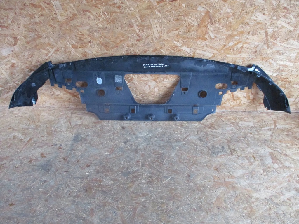 Купити Накладка бампера передній range rover velar 17-