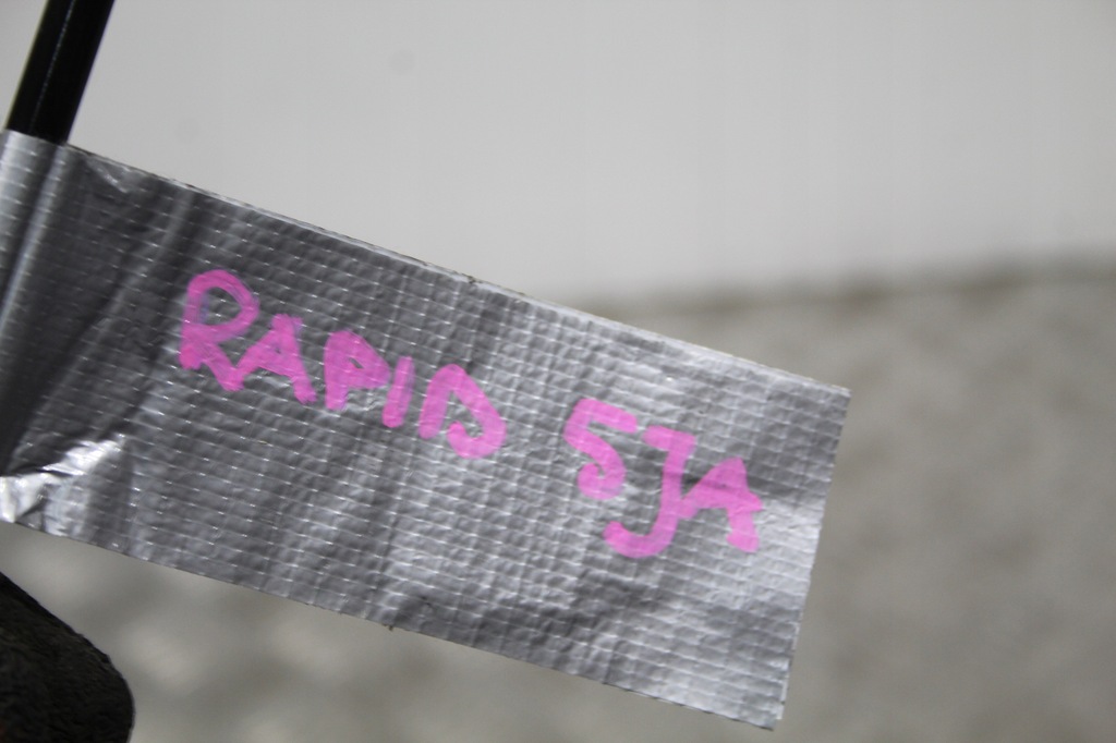 фото №2, Підпора капот skoda rapid 5ja 5j