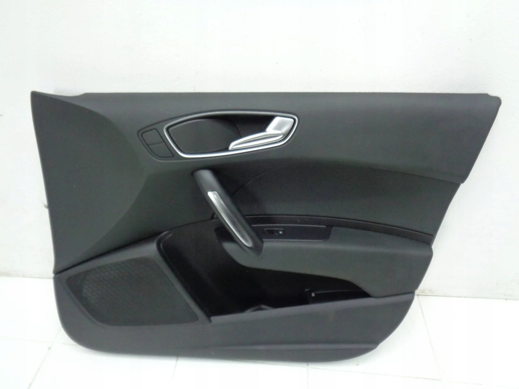 фото №1, Audi a1 8x 5d оббивка двері права перед 13r