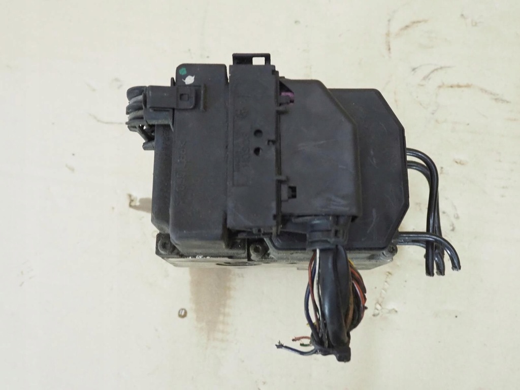 фото №16, Насос abs audi a6 c5 a8 d2 vw passat b5 8e0614111j