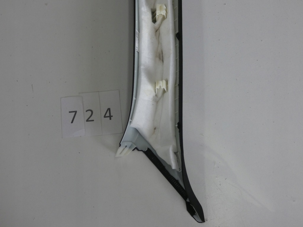 фото №8, Оббивка, обшивка стійка праве audi q-8 перед 724.