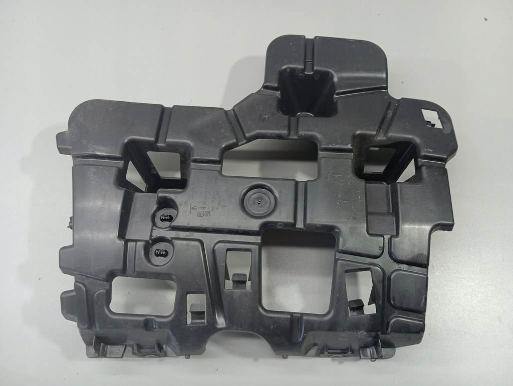 фото №1, Напрямна бампера лівий задня renault megane iv kombi 850416643r