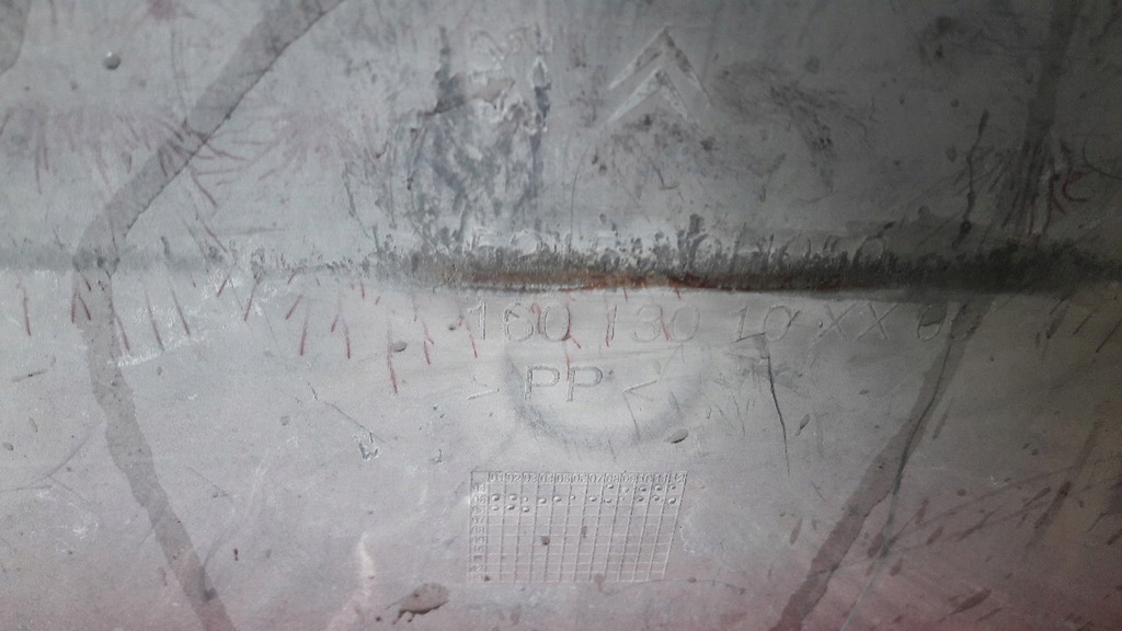 фото №14, 16013010xx00 бампер задняя peugeot 107 citroen c1 czerwono-czarny