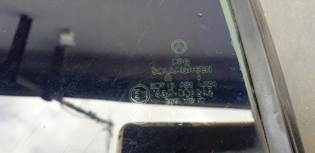 фото №3, Скло з двері правий задня трикутне mercedes r w251