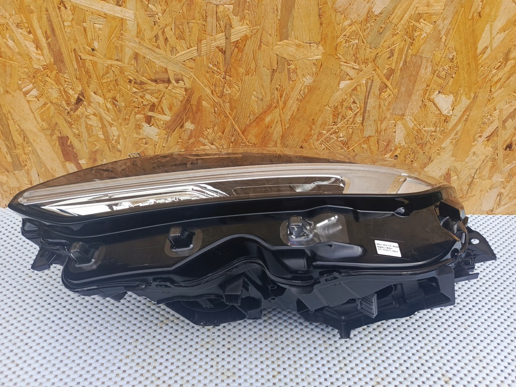 фото №9, Лампа перед левая volvo v90 s90 full led rht lh 31386164