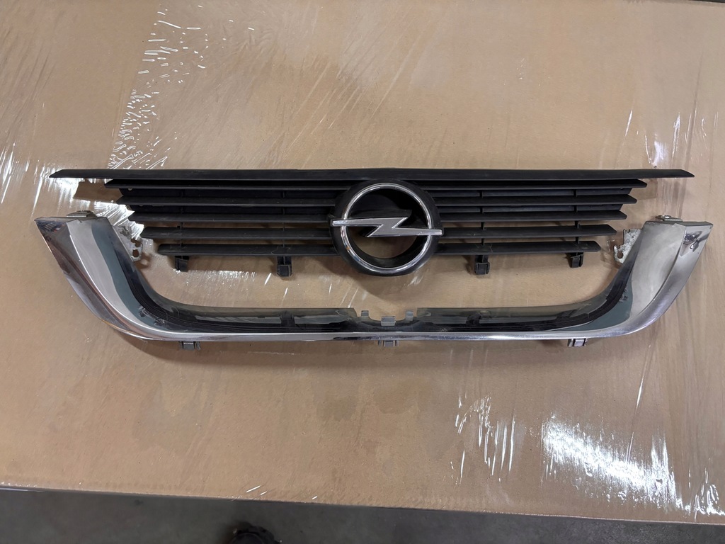 фото №1, Opel vectra b решітка радіатора решітка радіатора хром 90505722