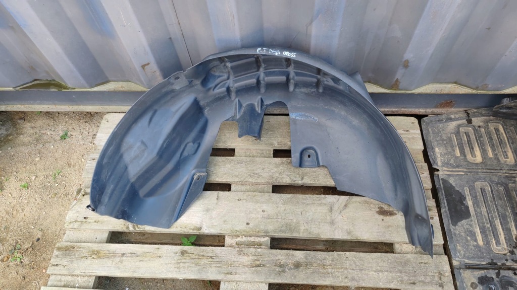 Купити Підкрилок праве задні citroen ds4 9816355480