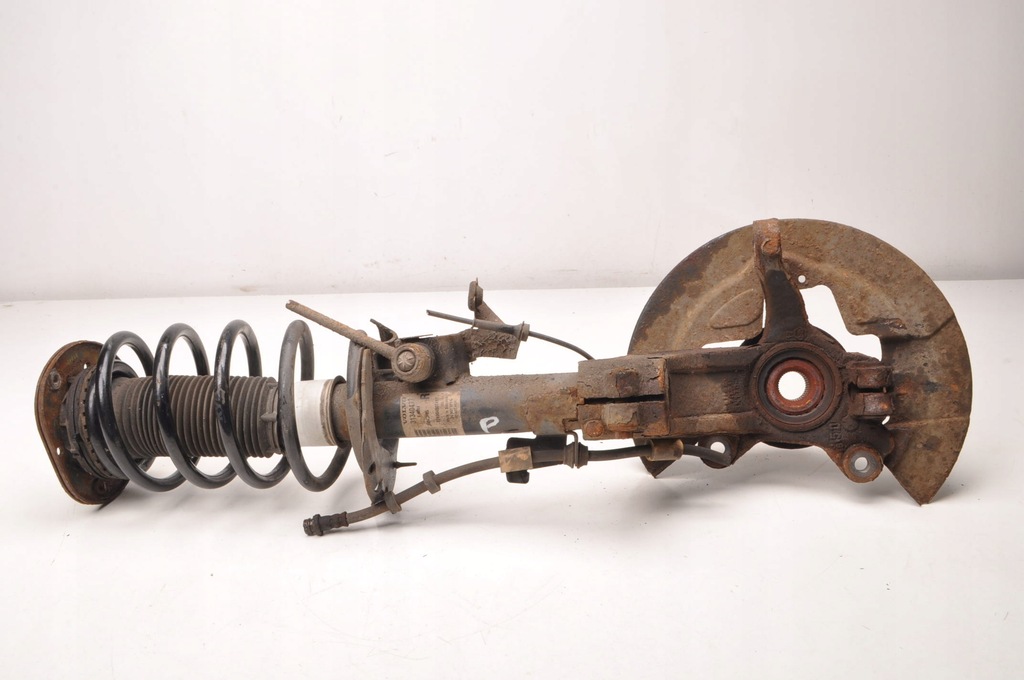 фото №10, Volvo xc60 i 2.4 d3 / d4 амортизатор перед передний правый 31340477