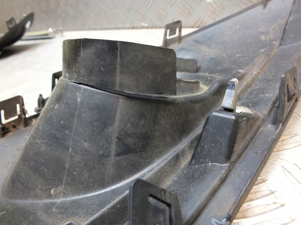 фото №8, Space star ii lift хром молдинг решітка бампера перед ліва