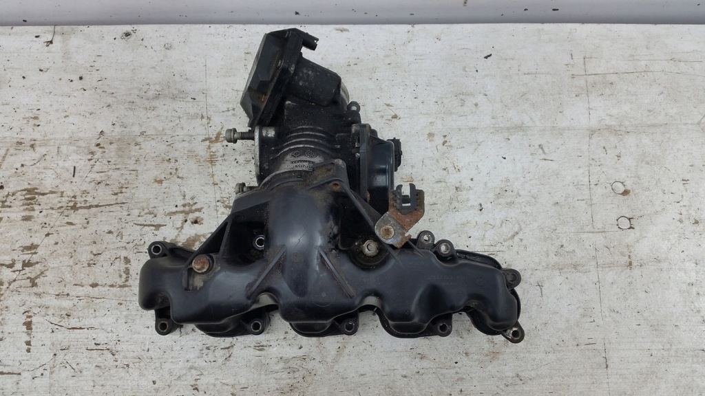 фото №1, Коллектор всасывающий дроссельная заслонка 03l129711