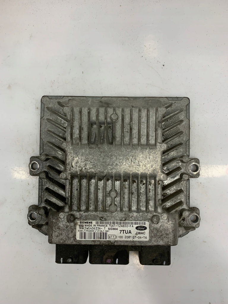 фото №1, Бортовой компьютер блок управления ford оригинальный номер 7s61-12a650-fa