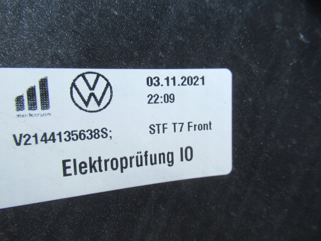 фото №14, Vw t7 7t 22- multivan 2022- бампер перед pdc радар 7t0807221c