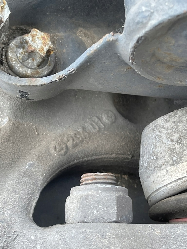 Амортизатор лівий правий перед a2073207238 mercedes w207 поворотний кулак ліва Недорого