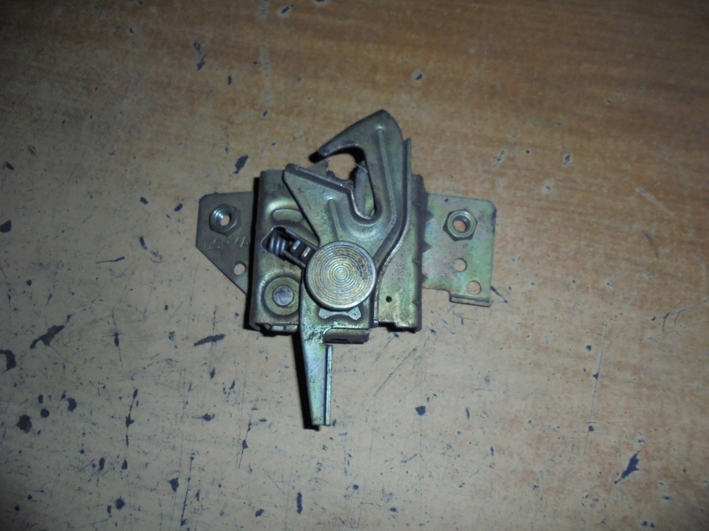 фото №1, Mazda 2 ii 03-07 замок капот крышки двигателя