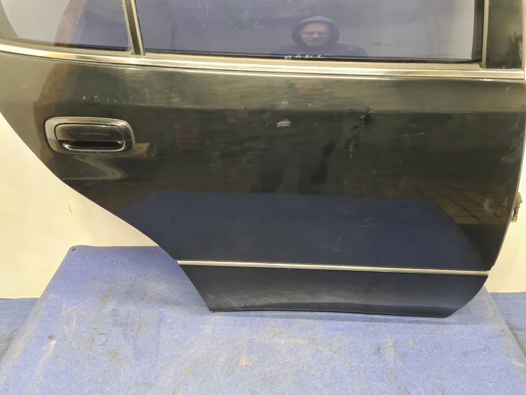 Lexus gs300 ii дверь задний  правое 202 Цена