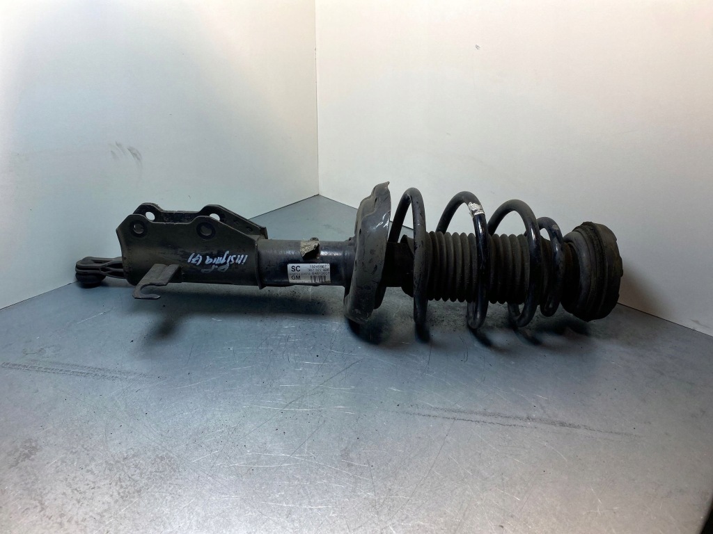 Купити 2011 opel insignia a амортизатор передній 13245967