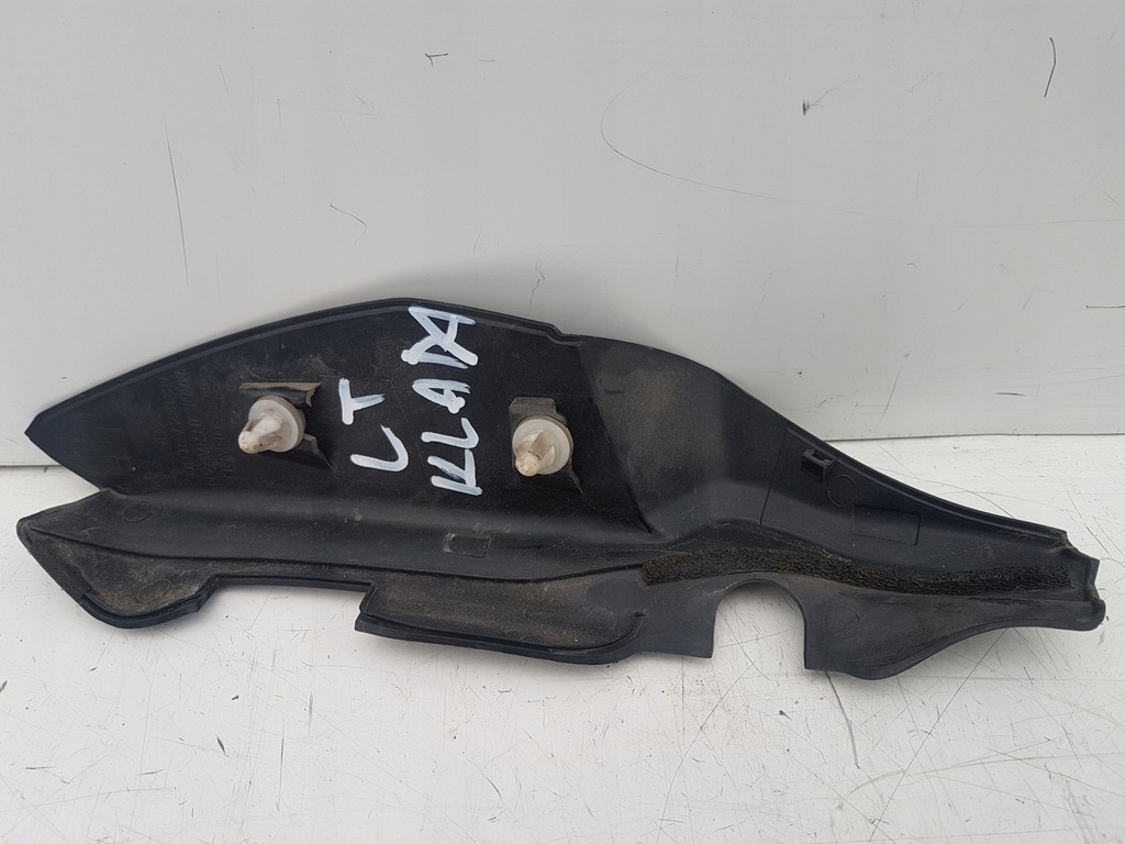 фото №2, Пластик защита крышки левая outback iv 4 eu 2012r