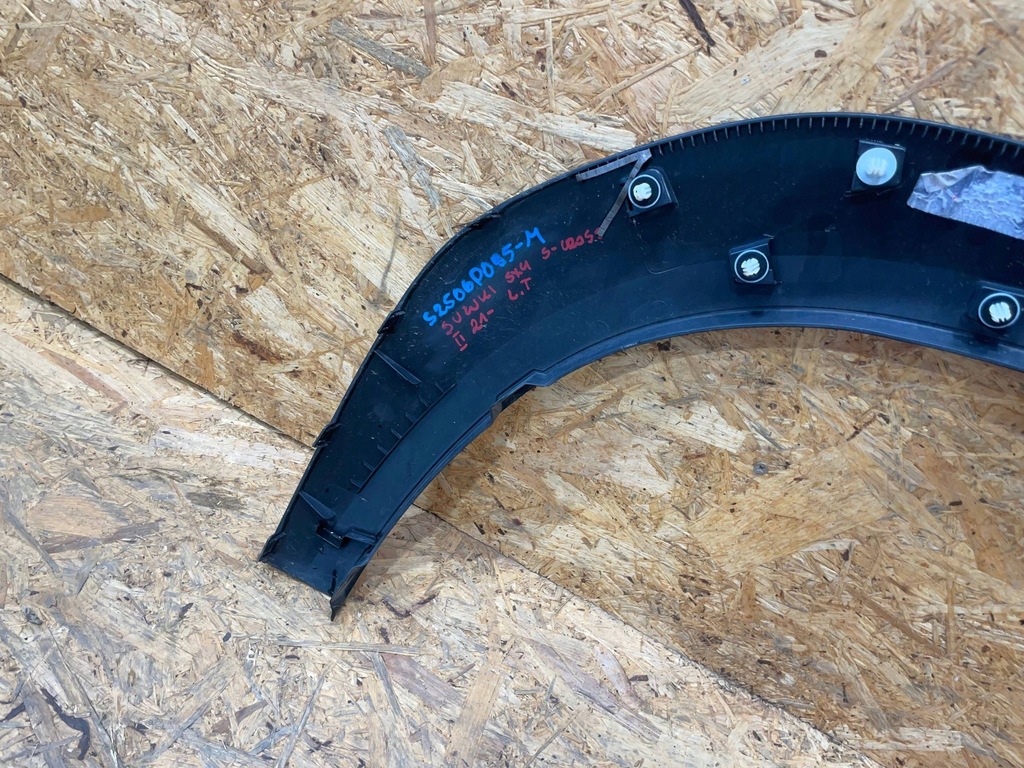 фото №8, Suzuki sx4 sx-4 s-cross ii 2 21- молдинг накладка na крыло левый задняя задняя
