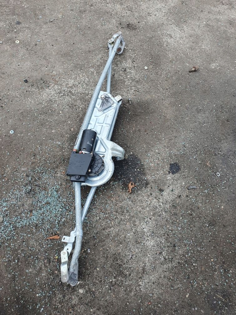 фото №12, Стекло стекло перед треугольник правая vw sharan 2002r