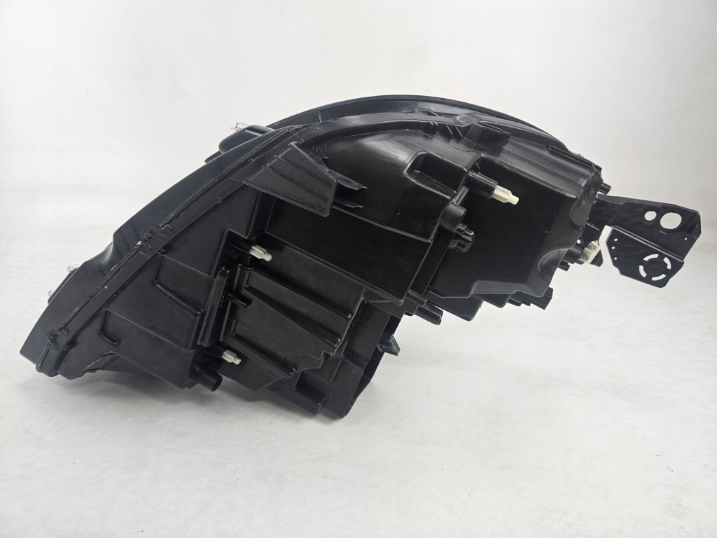 Peugeot 3008 5008 2 2016 - 2021 лампа фара full led лівий 9826572780 Київ