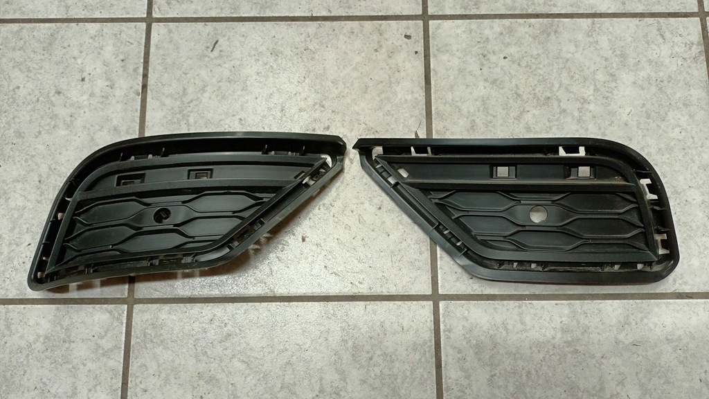 фото №1, Решётка бампера заднего vw t-roc 17-