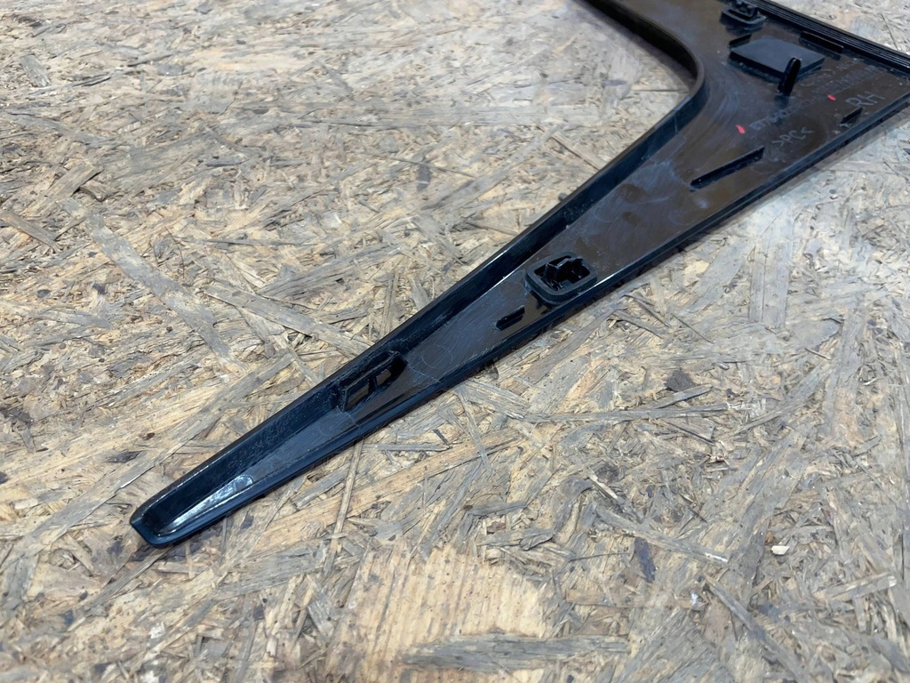 фото №7, Ford transit courier mk1 i lift 17-23 молдинг скло лобове перед передньої